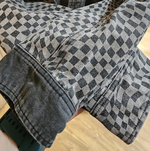 Checkered Black and Gray Women's Jacket - Picture 5 of 9